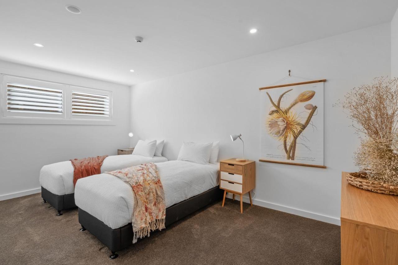 Winona Of Wanaka - Luxury Lakefront Apartment Exterior foto